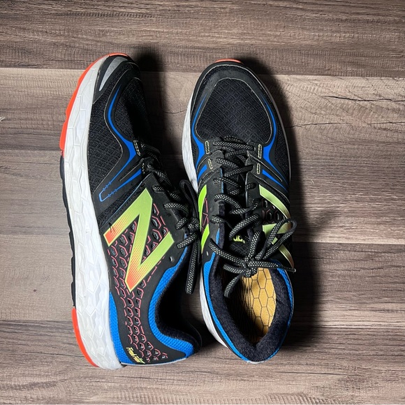 New Balance Mens Fresh Foam Vongo Running Shoes Black MVNGOBB Low Top Size 11.5. - Picture 4 of 5